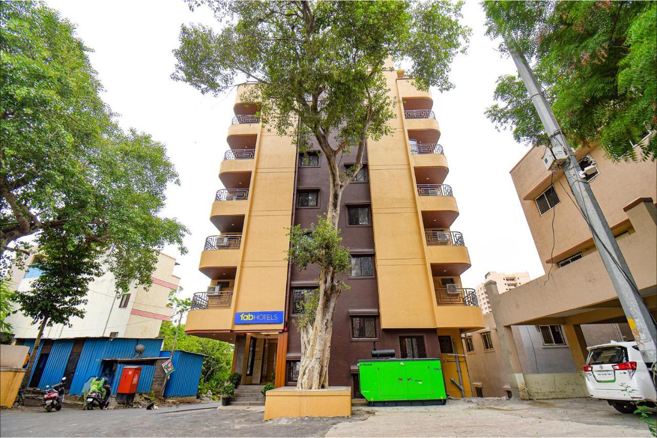 Fabhotel Gaurav Galaxy Pune Extérieur photo