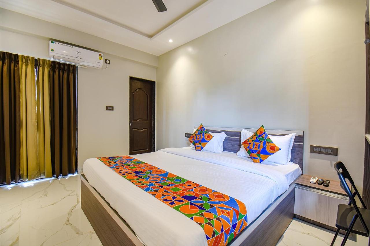 Fabhotel Gaurav Galaxy Pune Extérieur photo